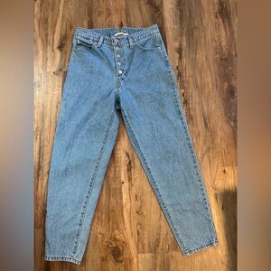 Levi's High Waisted Mom Jeans